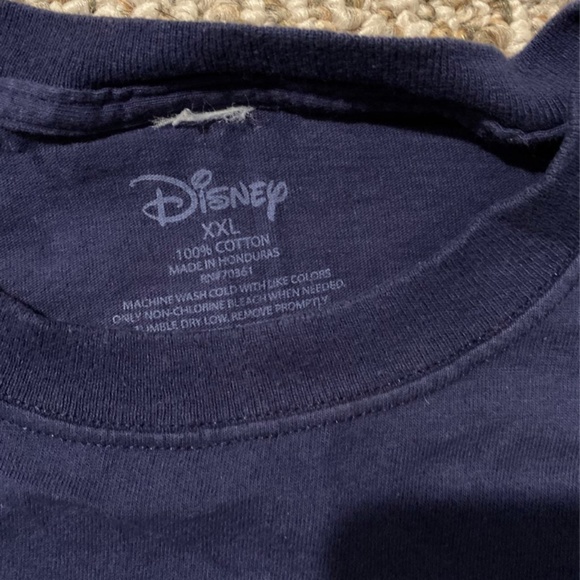 Mens Disney Christmas tshirt - Picture 2 of 2